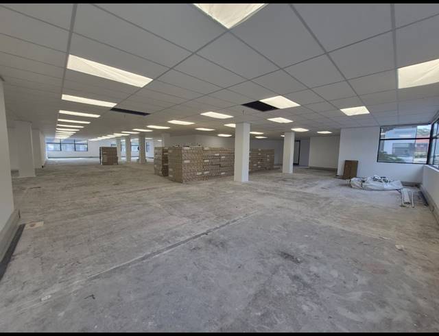 767M² OFFICE TO LET IN SANDTON CENTRAL